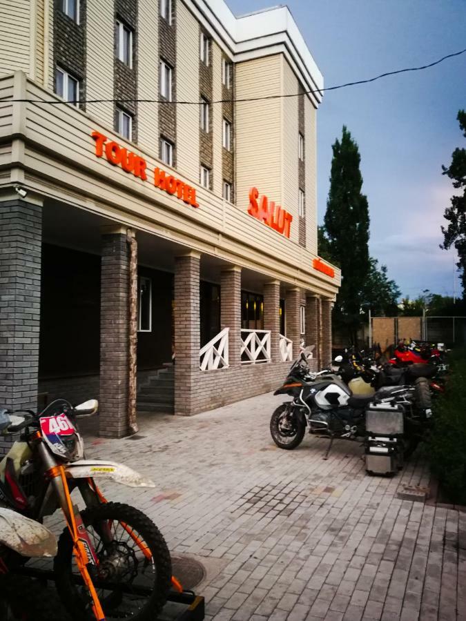 Salut Hotel Biškek Exteriér fotografie